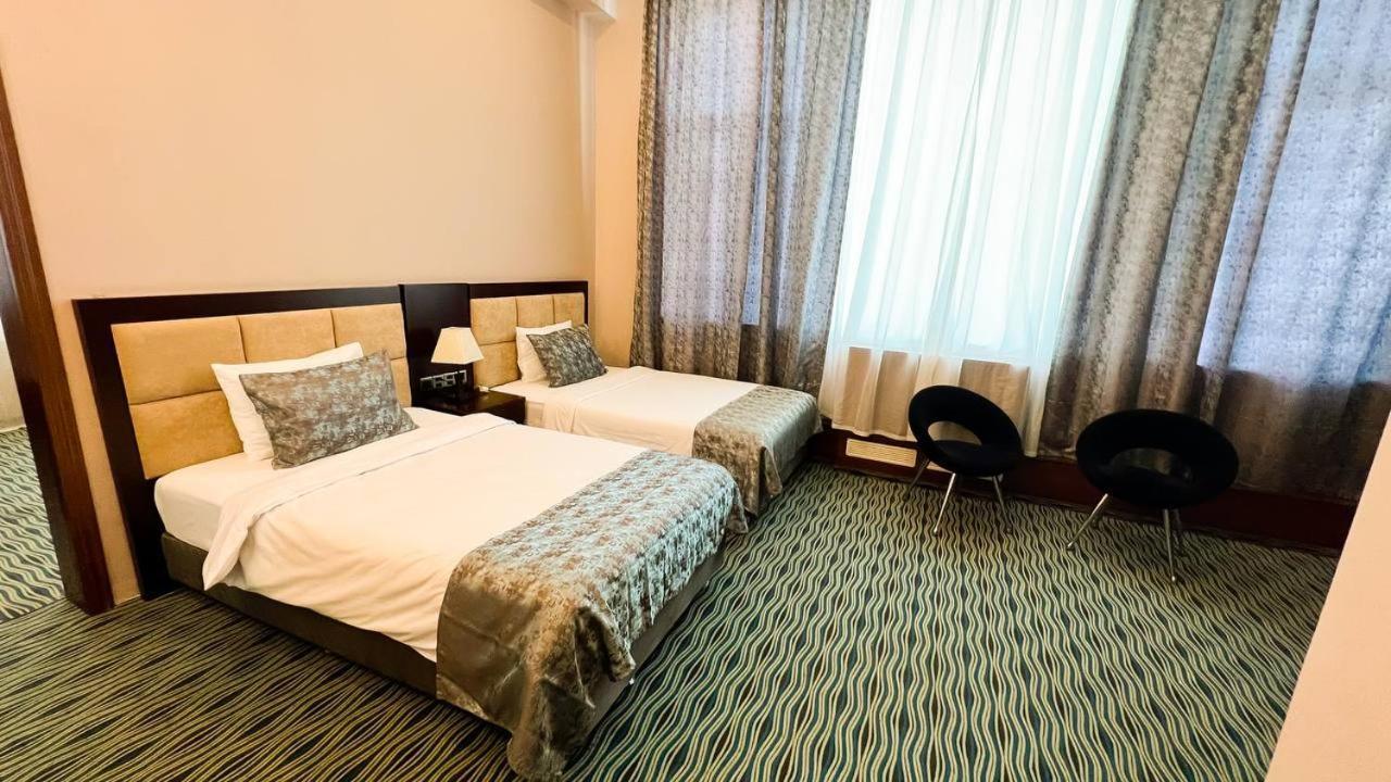 Marine Inn Hotel Baky Esterno foto